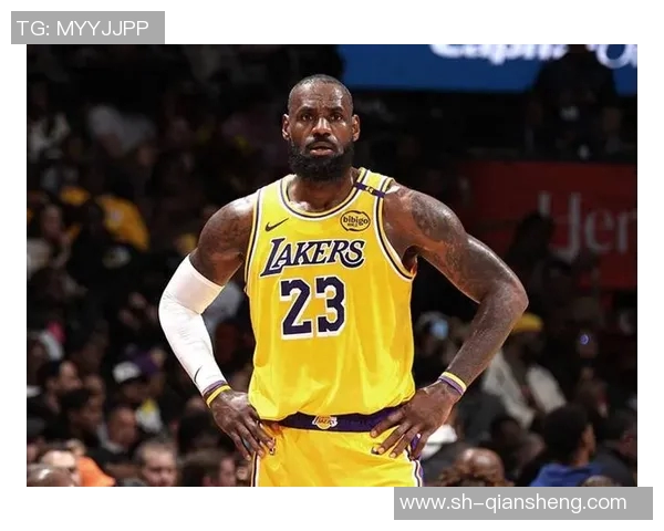 湖人大胜骑士，詹姆斯再度上演三双传奇